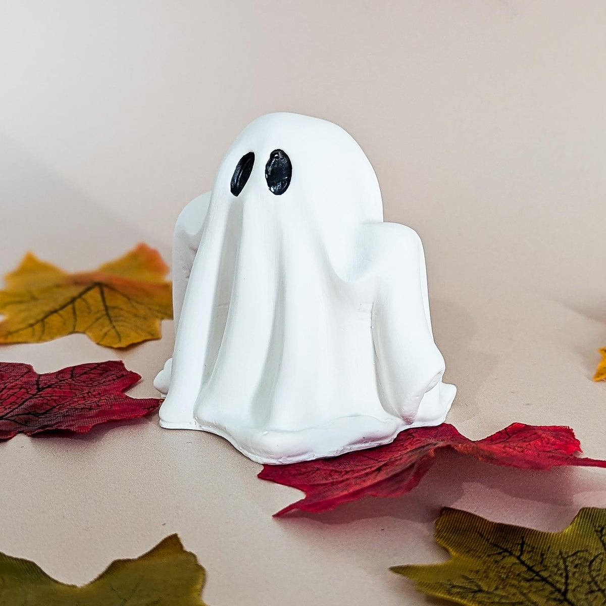 Ghost figurine for Haloween shelf decor, concrete style home decor autumn-2
